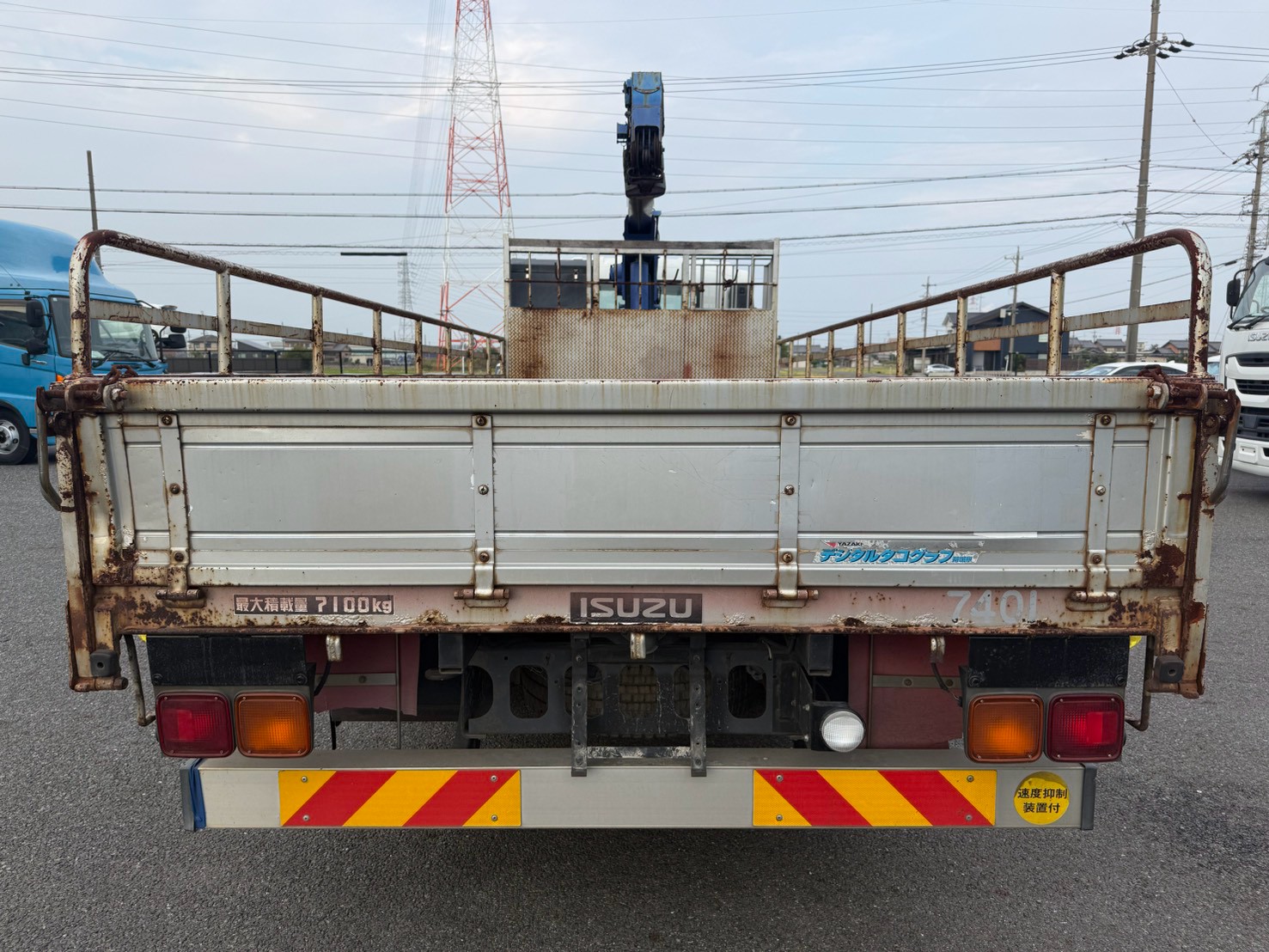 いすゞ 中型増トン標準  クレーン４段 LKG-FTR90S2